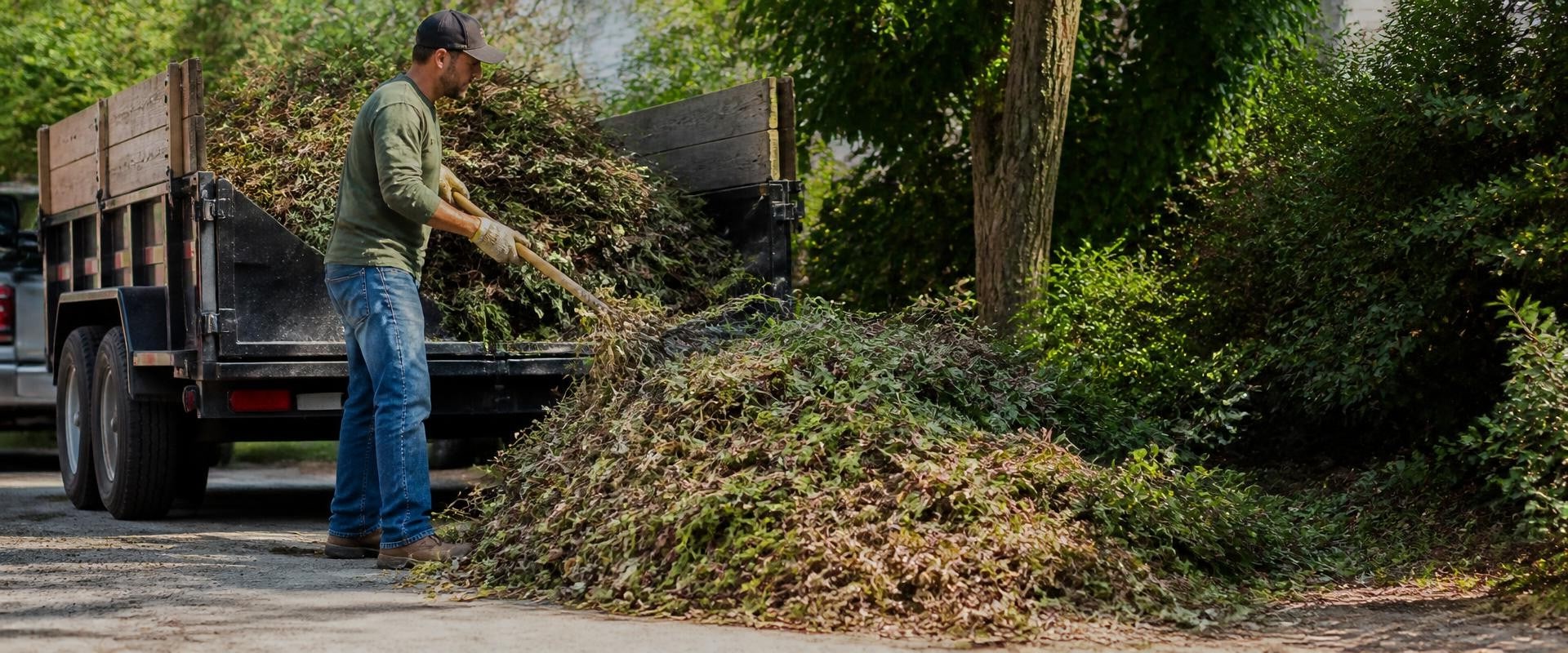 Effective Strategies for Safe Yard Waste and Debris Disposal